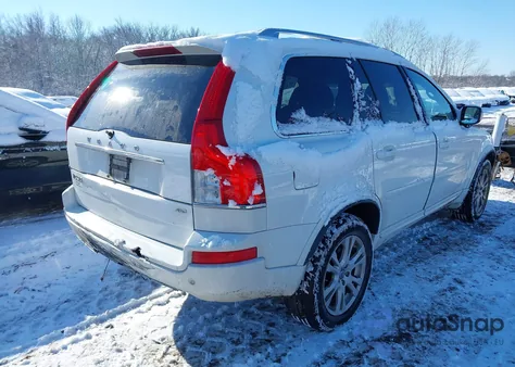 2013 Volvo Xc90 3.2/3.2 Platinum/3.2 Premier Plus z USA, uszkodzony, nr VIN YV4952CZ1D1632887